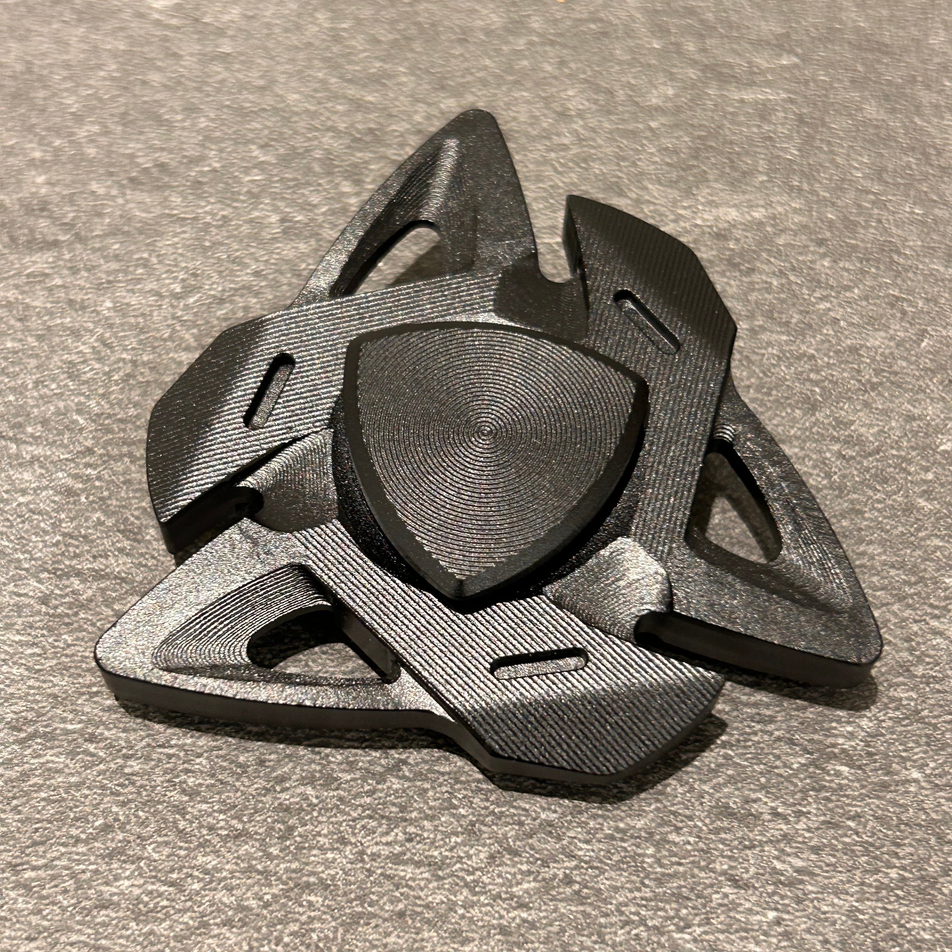 Billede af Black Metal Shark Spinner