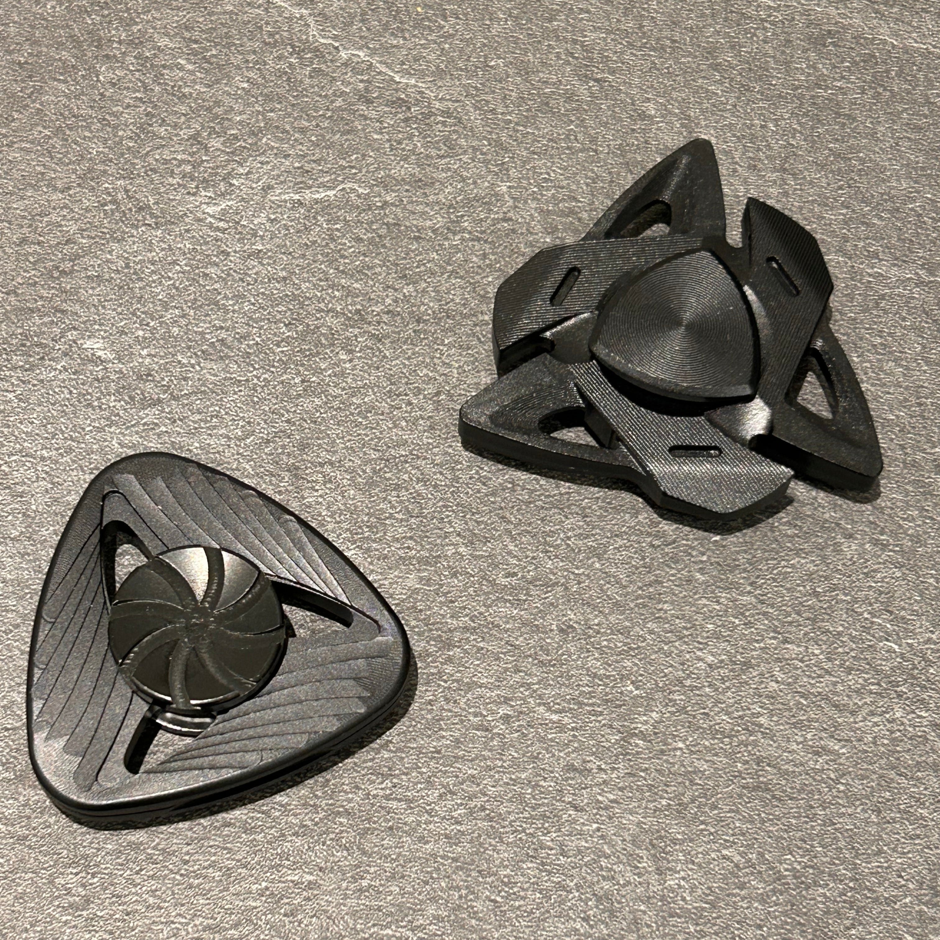 Billede af Black Metal Shark Spinner