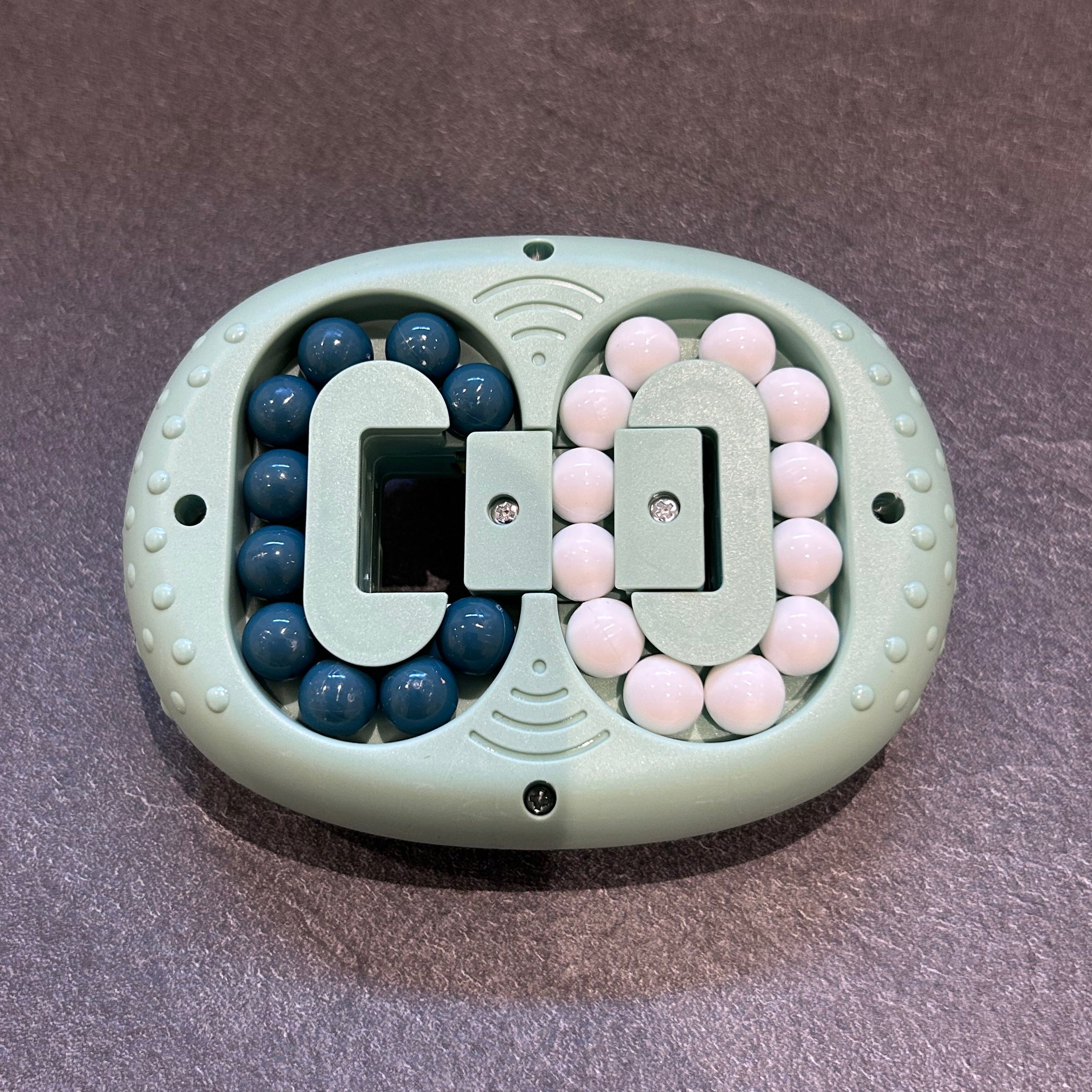 Byggesæt og IQ-spil til børn