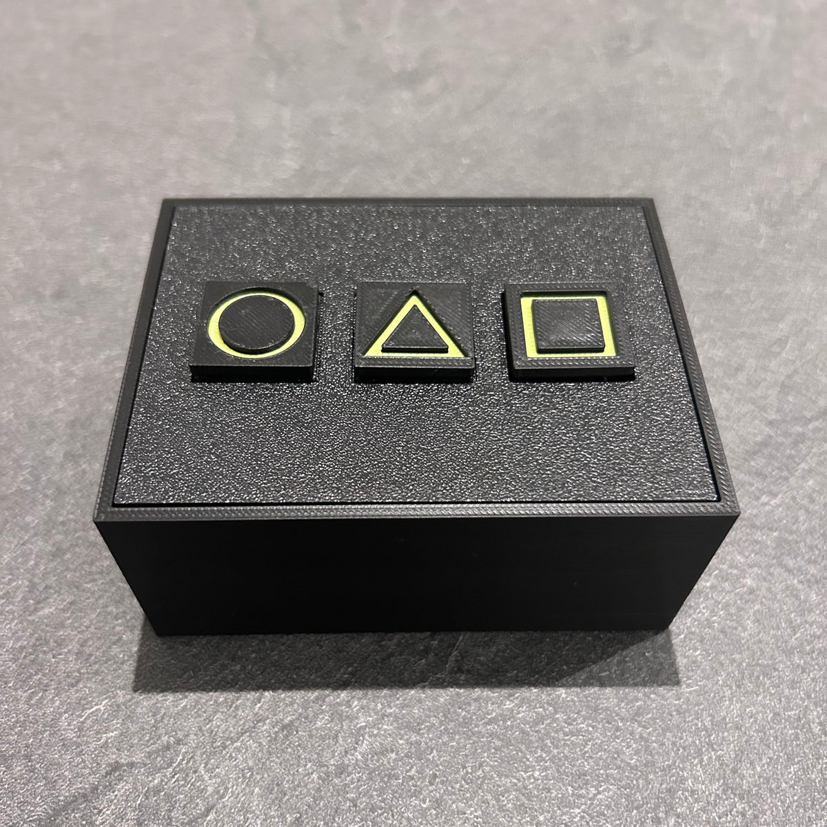 Shape Sequence Puzzle Box – Puzzles & More